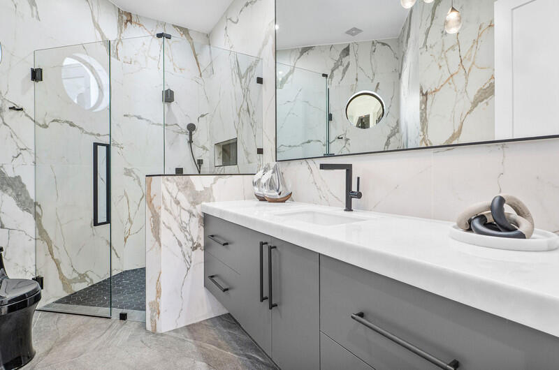 OAKS AT BOCA RATON - Residential