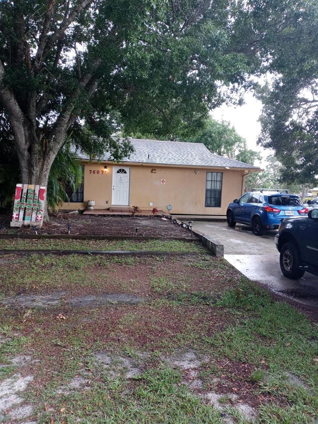 Photo of 7607 James Road, Fort Pierce, FL 34951 (MLS # R10730524)