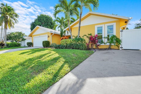 Tiny photo for 1224 NW 15TH Street, Boca Raton, FL 33486 (MLS # B26083300)