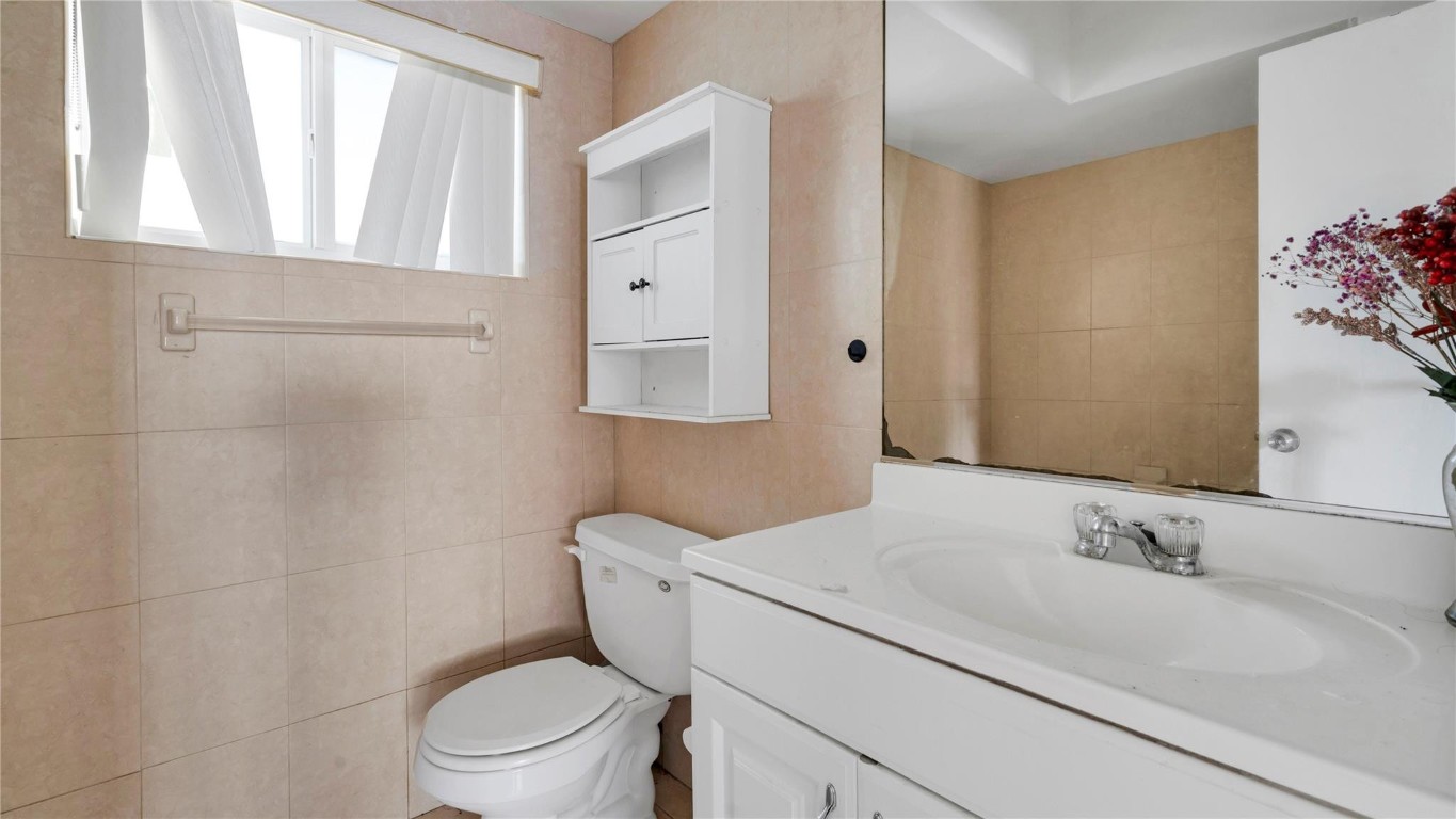 Lauderdale Lakes East Gat - Residential