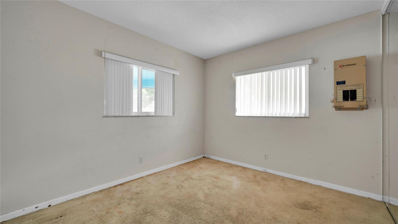 Lauderdale Lakes East Gat - Residential