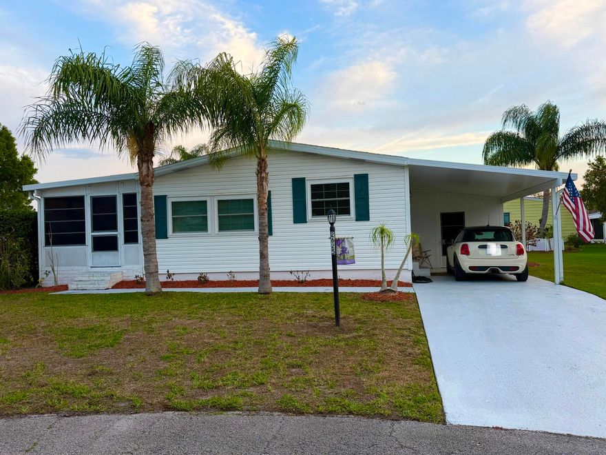 LAND OWNED! Light, bright and sunny totally refurbished home in highly desirable Savanna Club.  Quiet lanai in tranquil cul de sac just minutes from all your needs.  New AC installed 12/28/2020. New Vapor Barrier installed 2/11/2021. New Roof installed 1/22/2022.  Immaculate and stylish this land owned property is waiting for you!