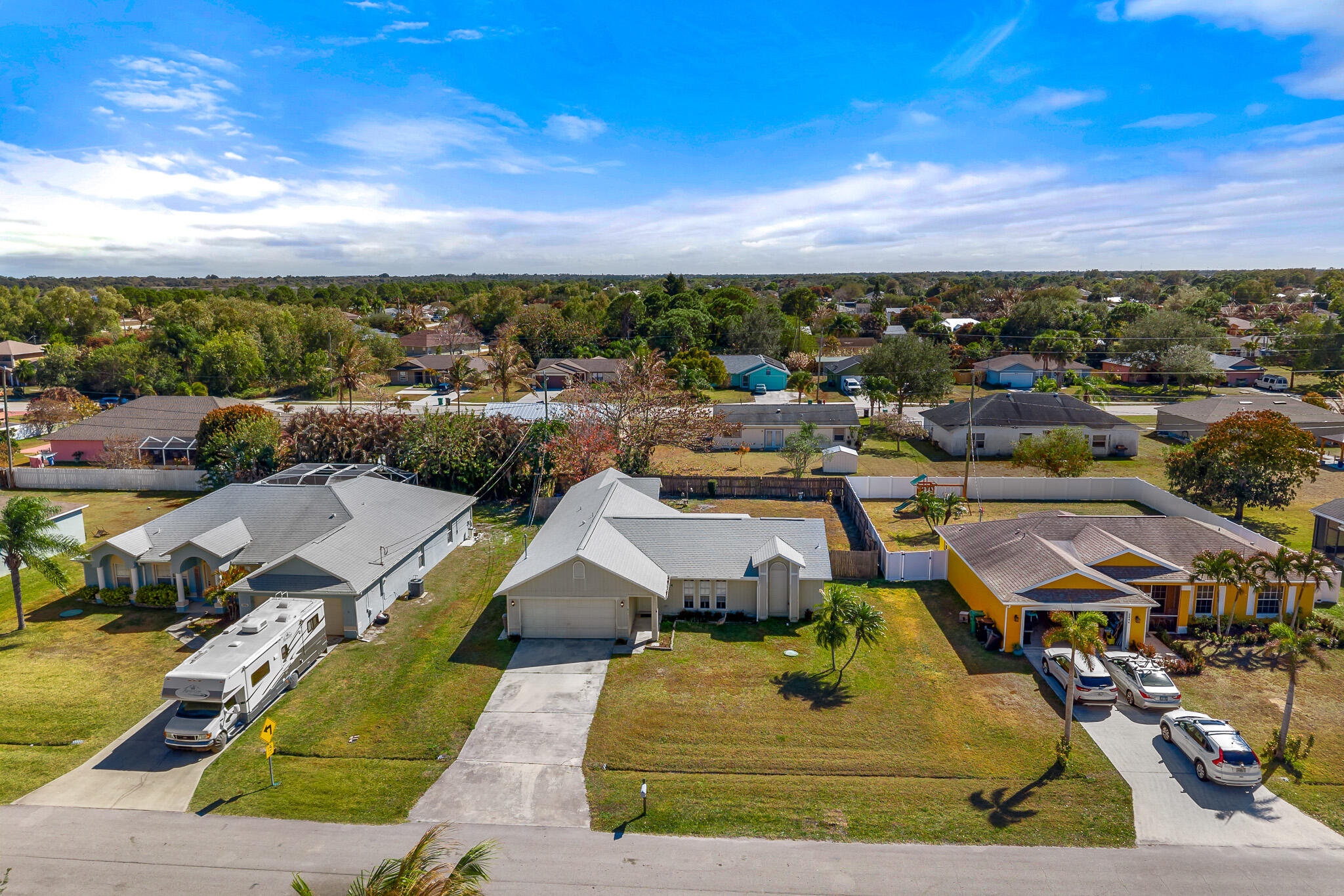 2850 SE Buccaneer Circle