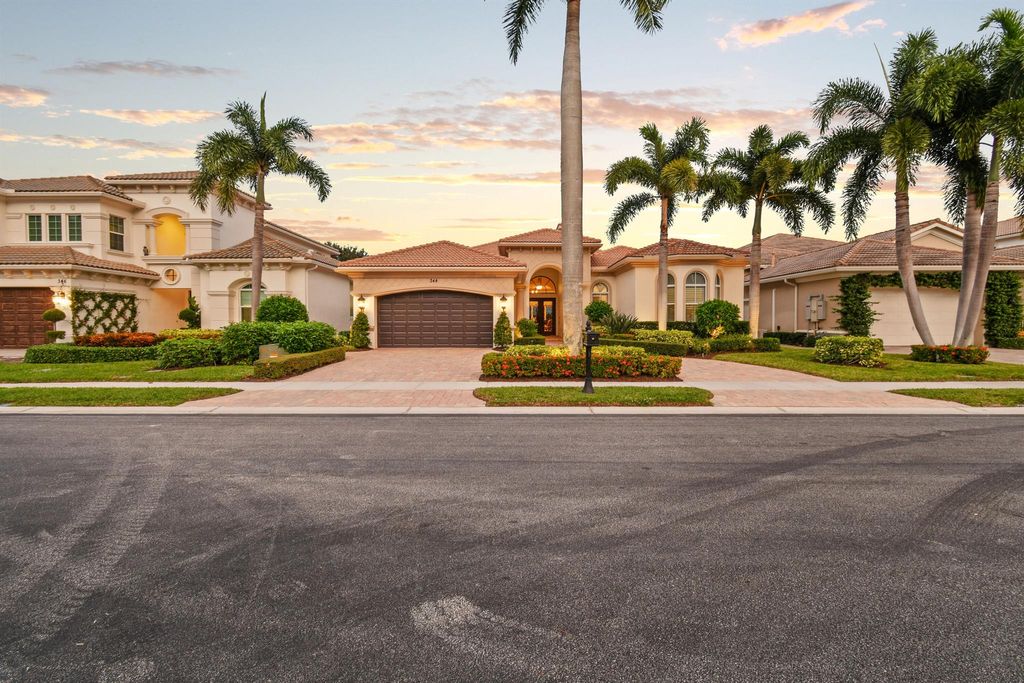 Photo of 344 Charroux Drive, Palm Beach Gardens, FL 33410 (MLS # R10945168)