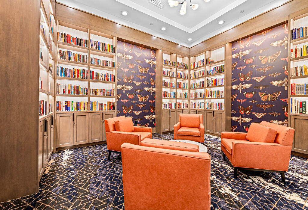 VENETIAN ISLES - Residential