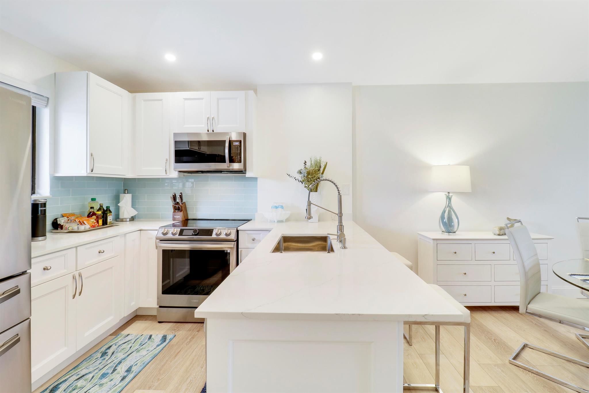 PGA CLUB COTTAGES - Residential Lease