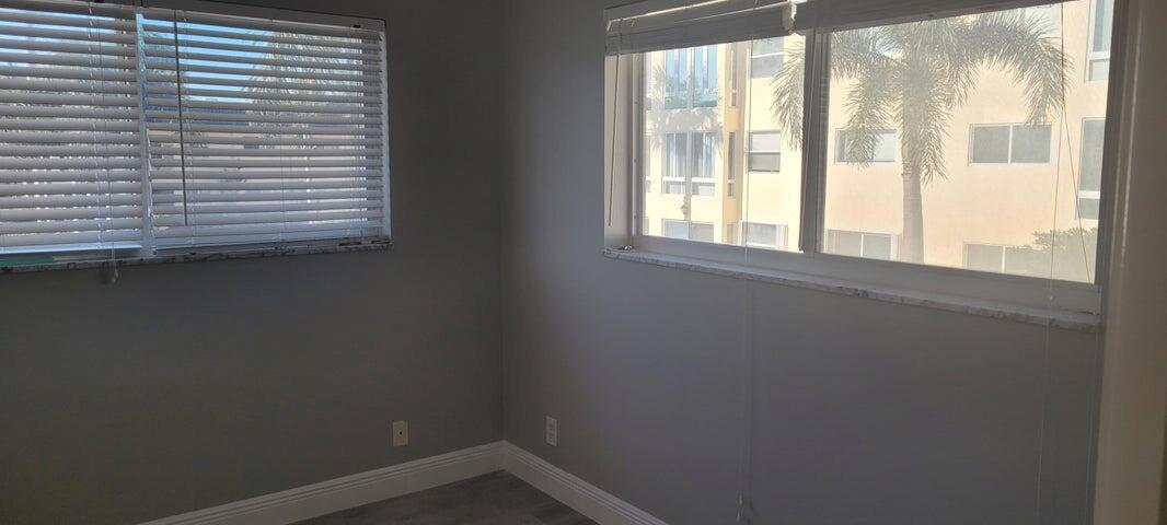 COLONIAL CLUB SECTION I - Residential