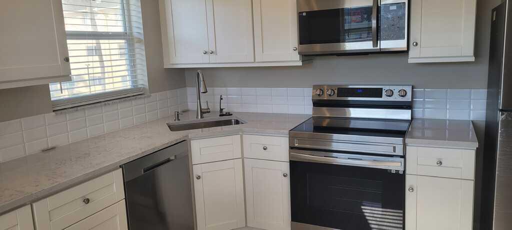 COLONIAL CLUB SECTION I - Residential