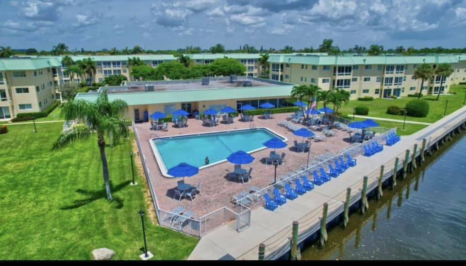 COLONIAL CLUB SECTION I - Residential