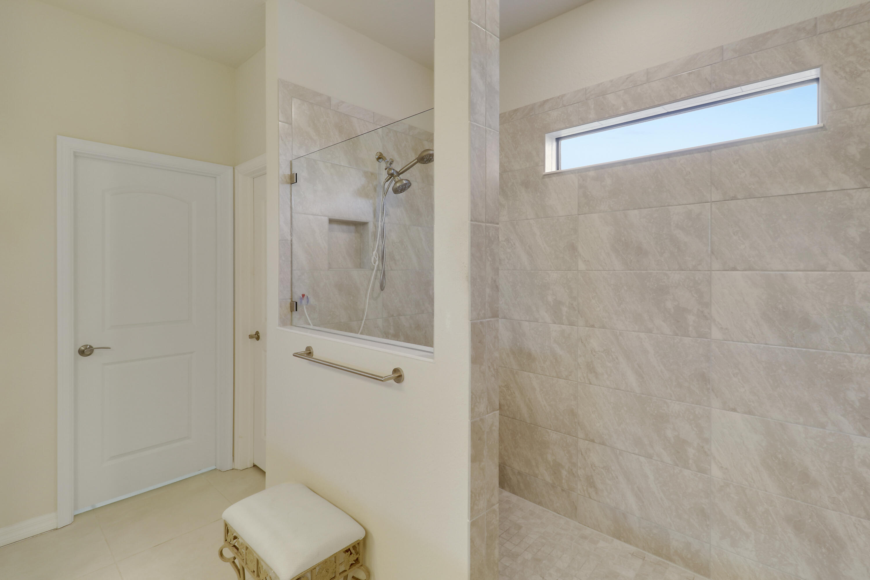 FIELDS AT GULFSTREAM POLO PUD PLAT SIX REPLAT - Residential