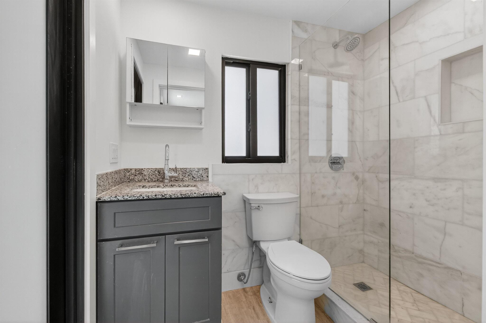 DELRAY TOWN OF - Residential Lease