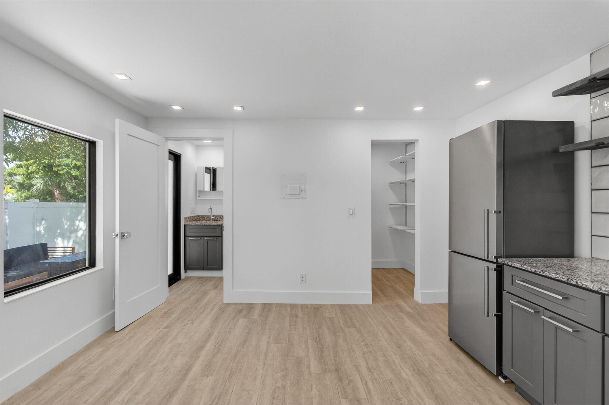 DELRAY TOWN OF - Residential Lease