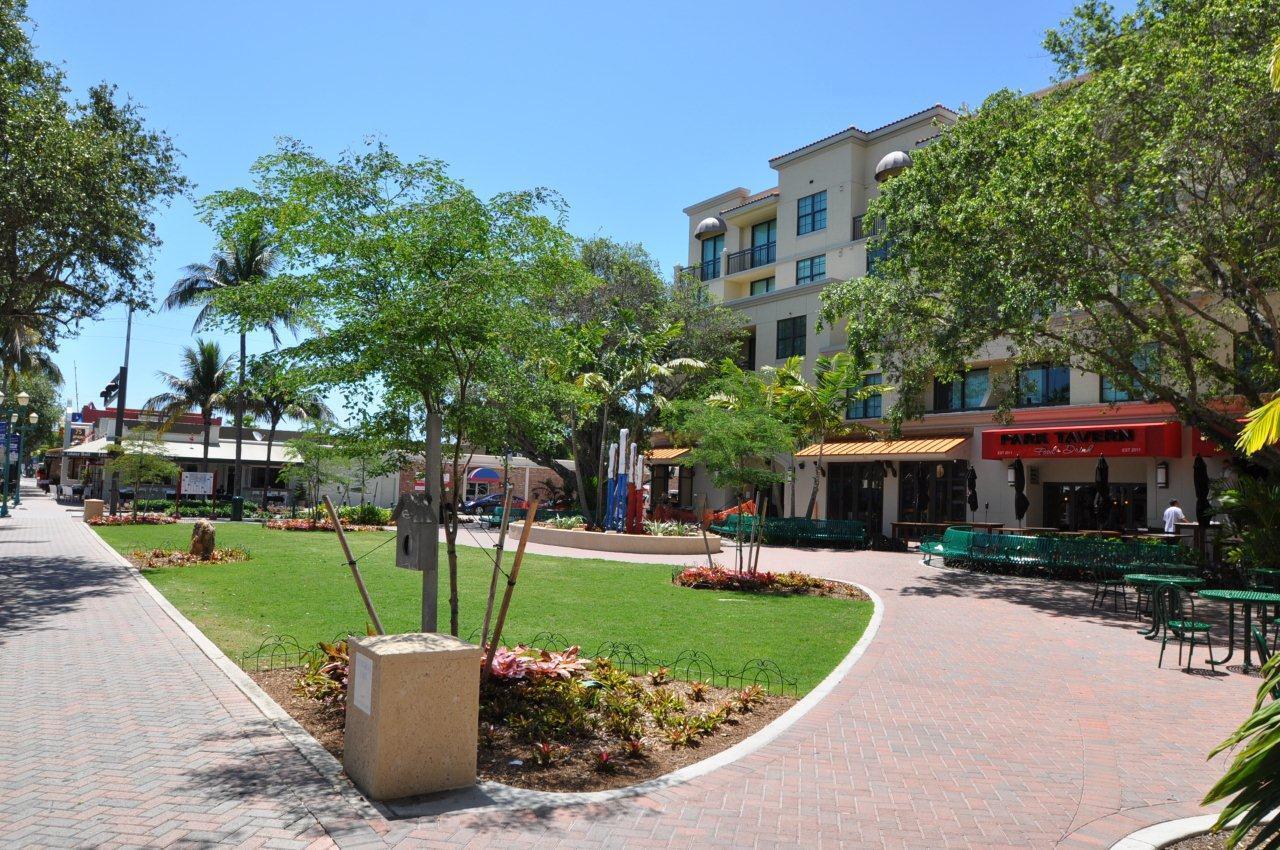 DELRAY TOWN OF - Residential Lease