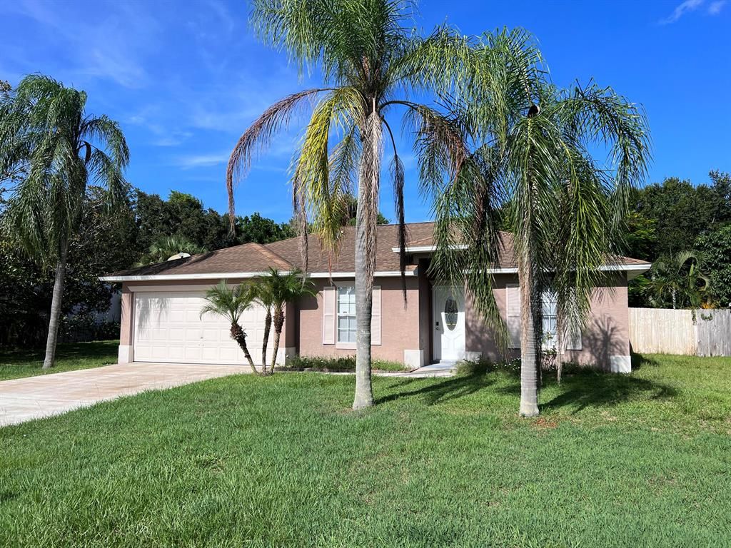 Photo of 1727 SE Lullaby Terrace Ter, Port Saint Lucie, FL 34953 (MLS # R10829817)