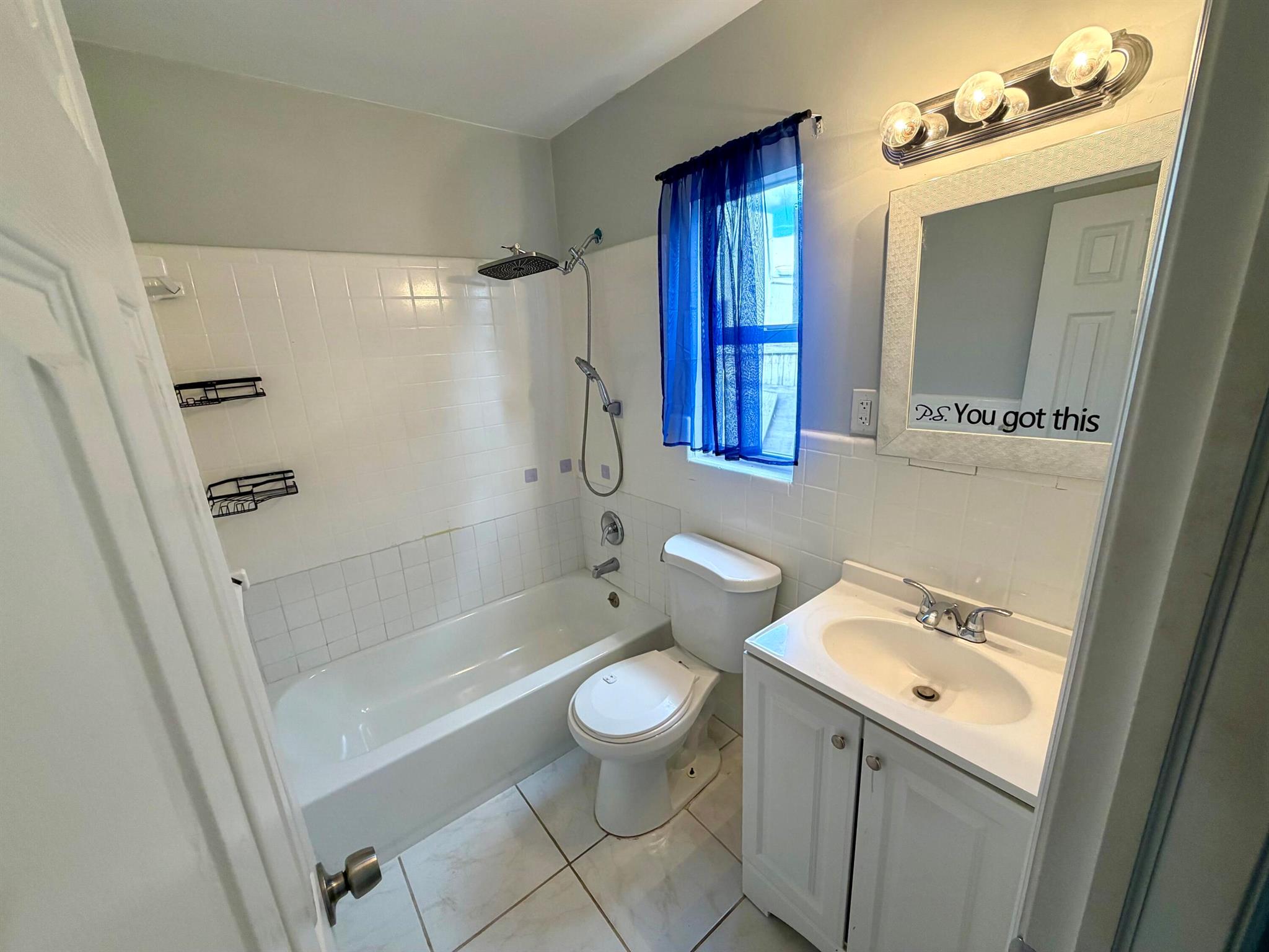 NORTH PALM BCH 4 - Residential Lease