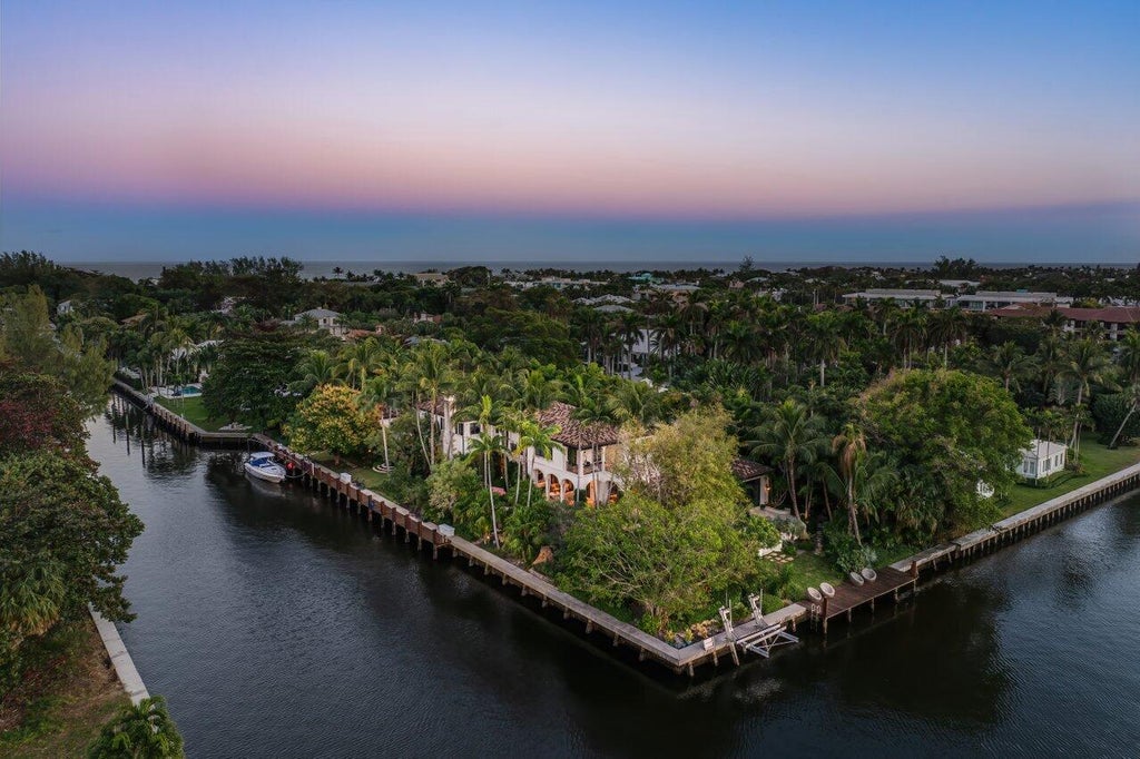 Photo of 8 Driftwood Landing Lndg, Gulf Stream, FL 33483 (MLS # R11054934)