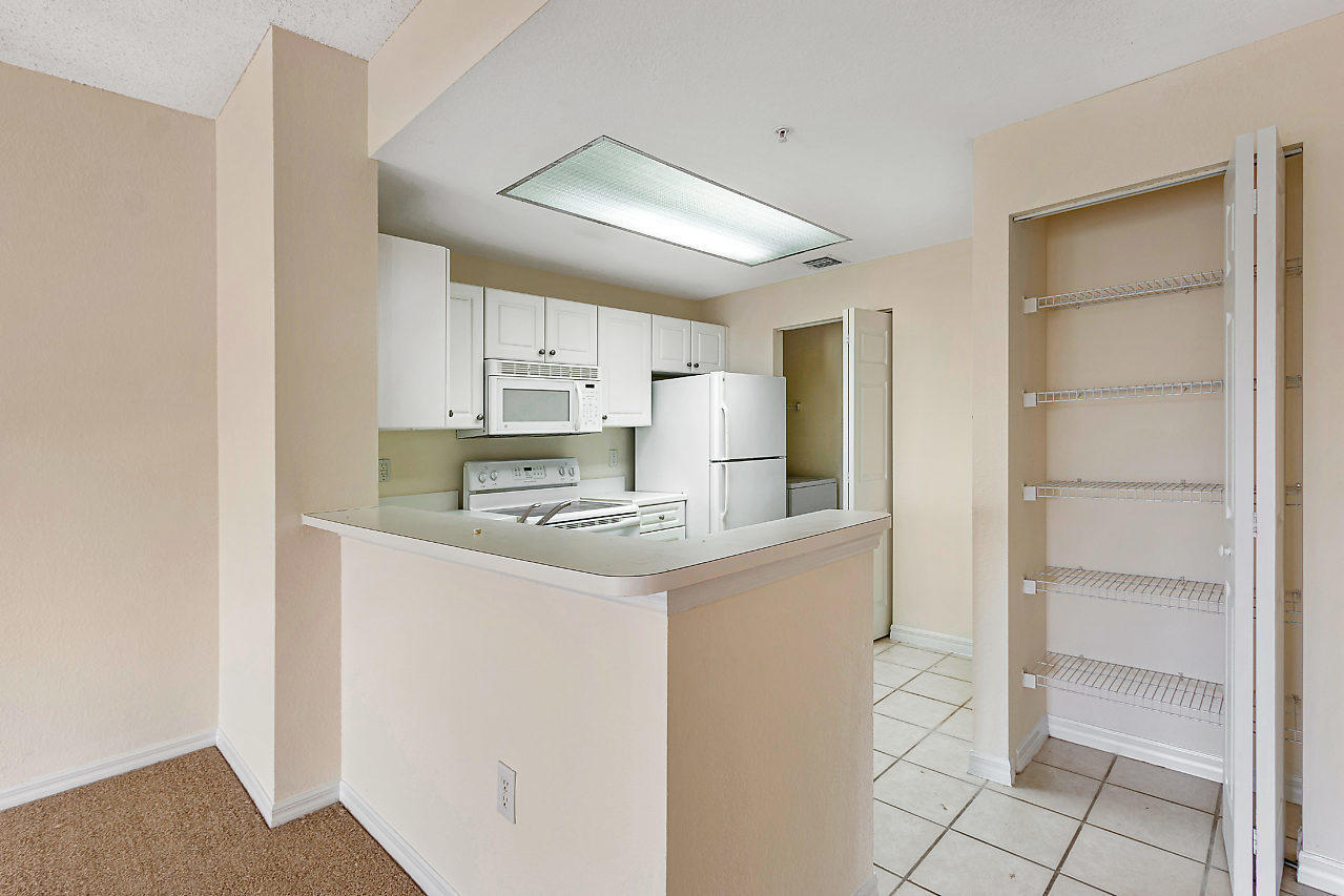 SAN MATERA THE GARDENS CONDO - Residential Lease