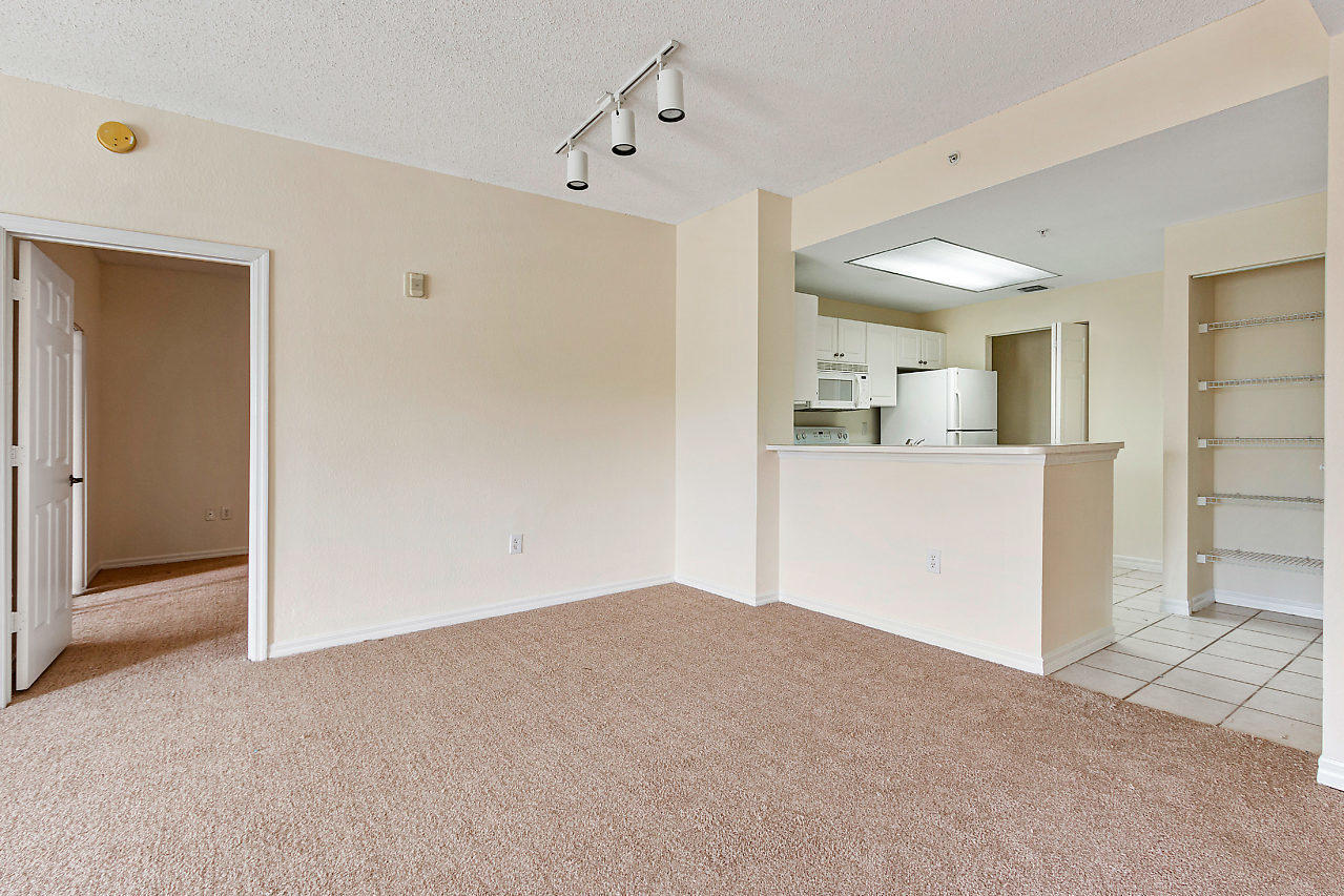 SAN MATERA THE GARDENS CONDO - Residential Lease