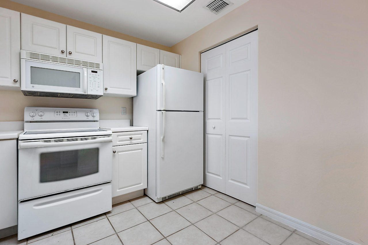 SAN MATERA THE GARDENS CONDO - Residential Lease
