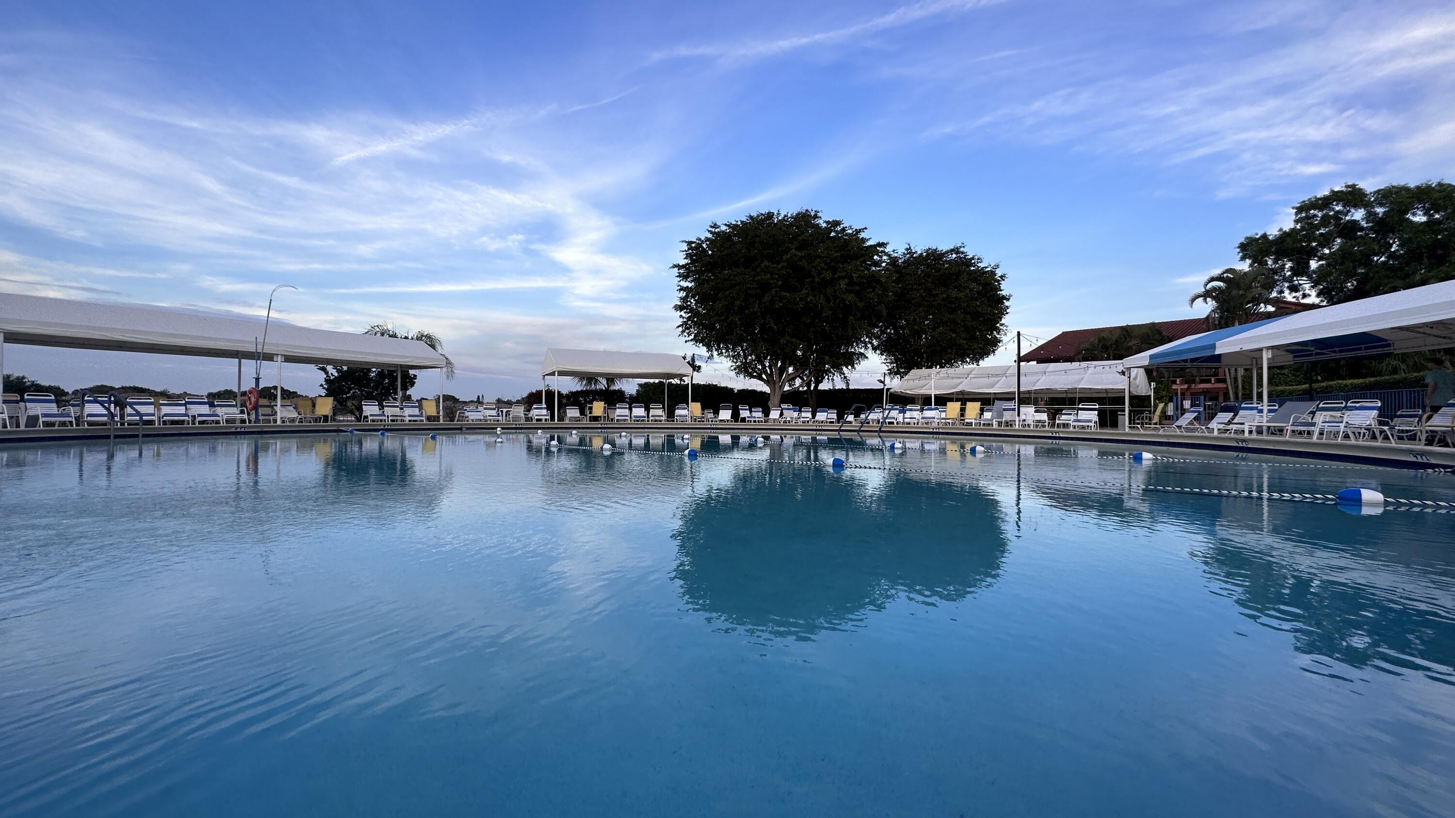 PALM GREENS AT VILLA DEL RAY CONDO II - Residential