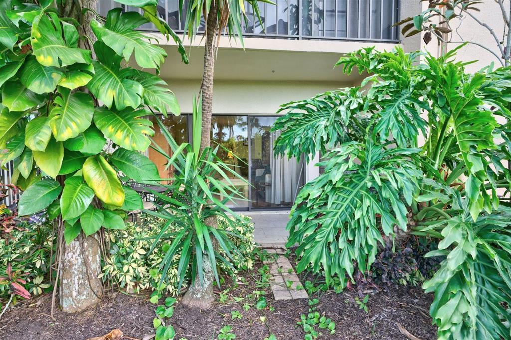 JUPITER OCEAN & RACQUET CLUB TENNIS VILLA - Residential