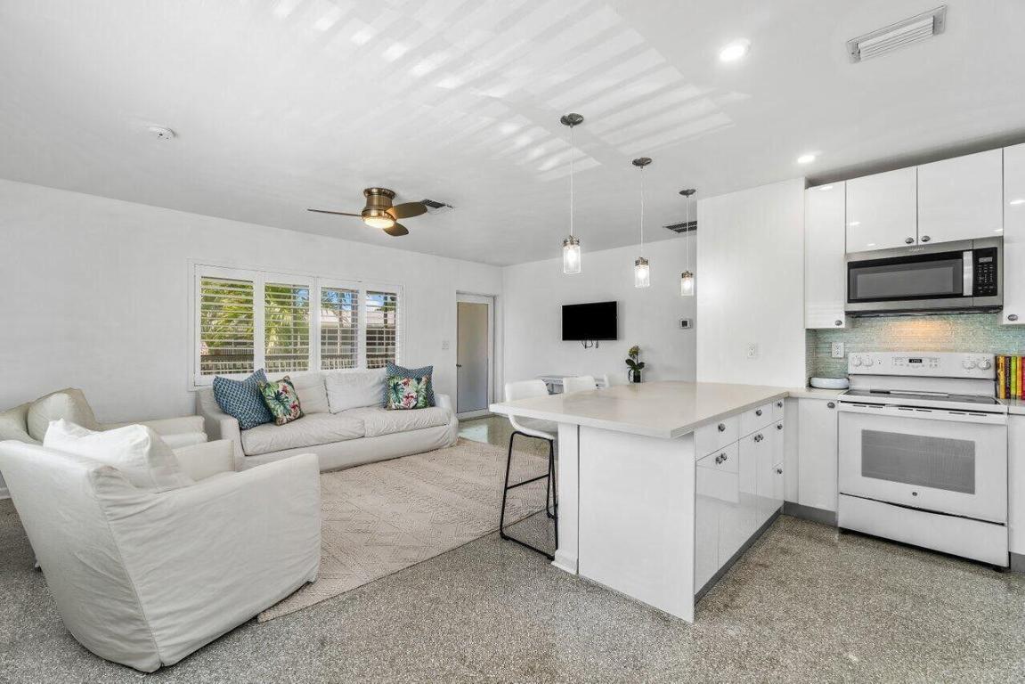 426 NE 7th Avenue 2g