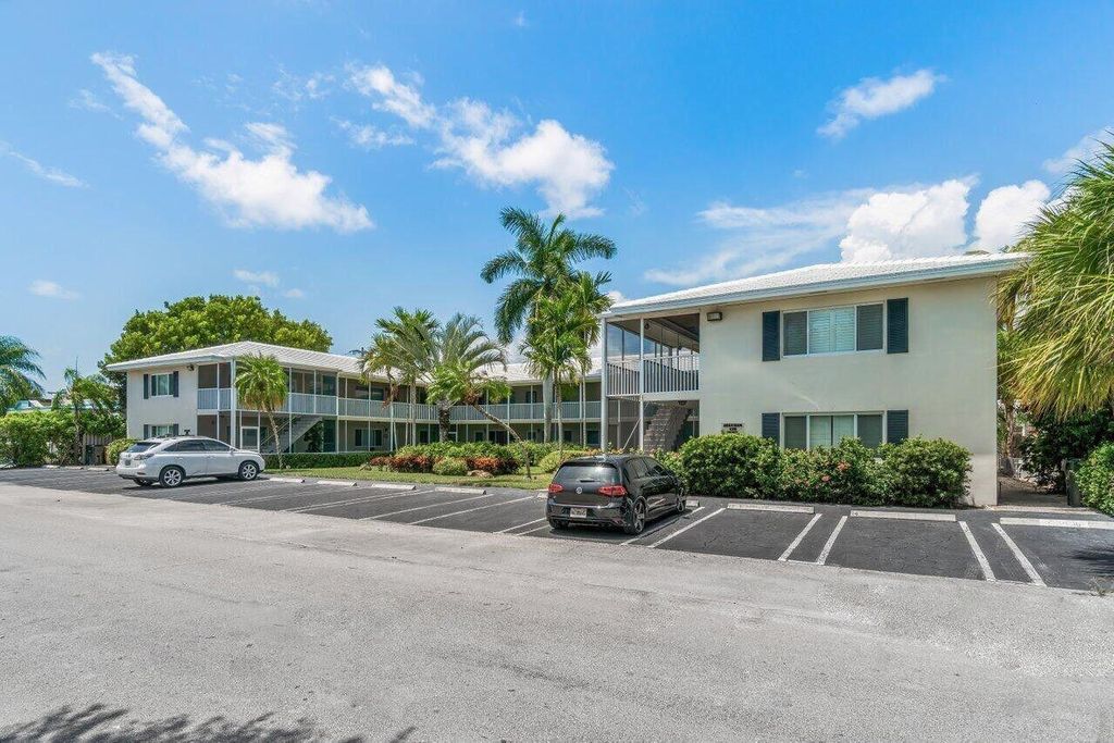 Photo of 426 NE 7th Avenue #2g, Delray Beach, FL 33483 (MLS # R11134145)