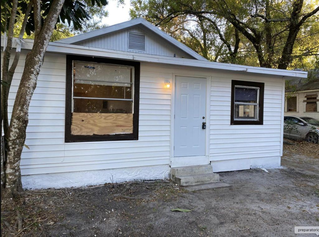 Photo of 1310 Atlantic Avenue Avenue #B, Fort Pierce, FL 34950 (MLS # R11089979)