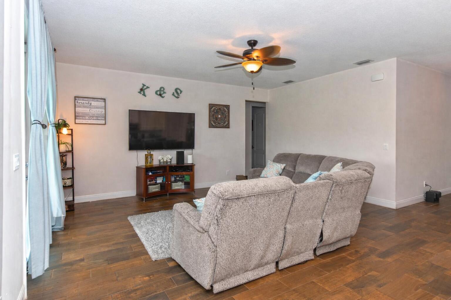 PORT ST LUCIE Sec 14 - Residential