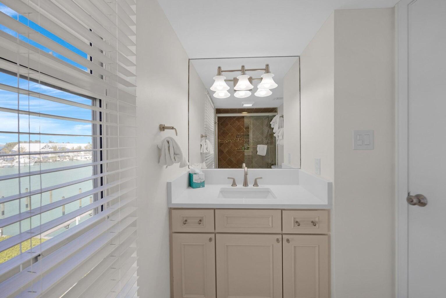 MARINA VILLAS AT HAWKS CAY - Residential