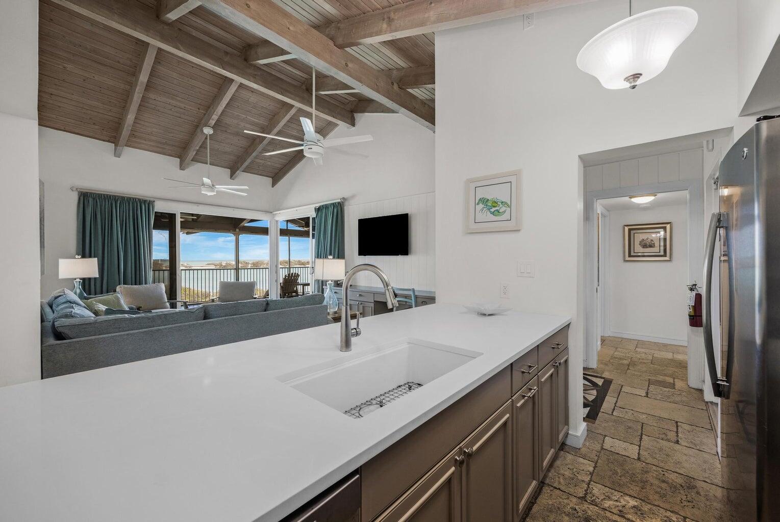 MARINA VILLAS AT HAWKS CAY - Residential