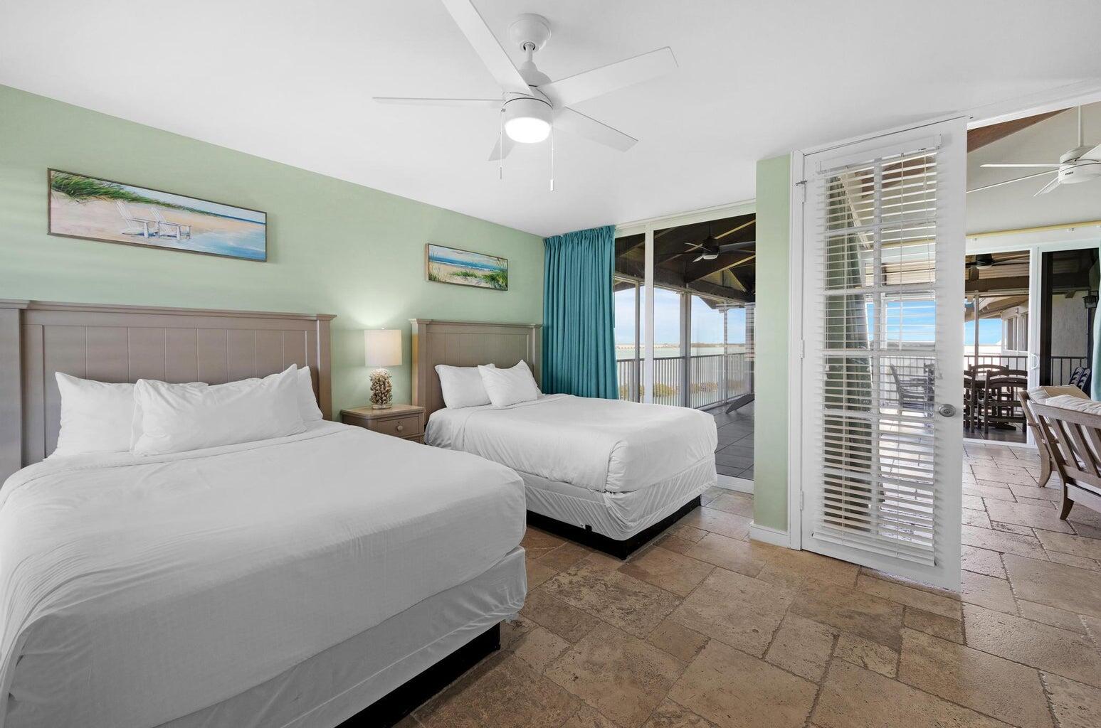 MARINA VILLAS AT HAWKS CAY - Residential