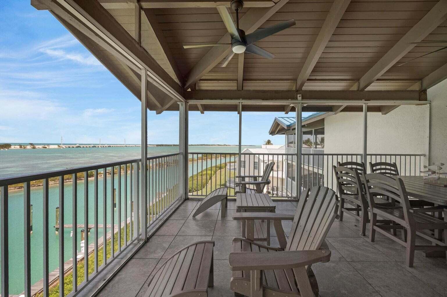 MARINA VILLAS AT HAWKS CAY - Residential