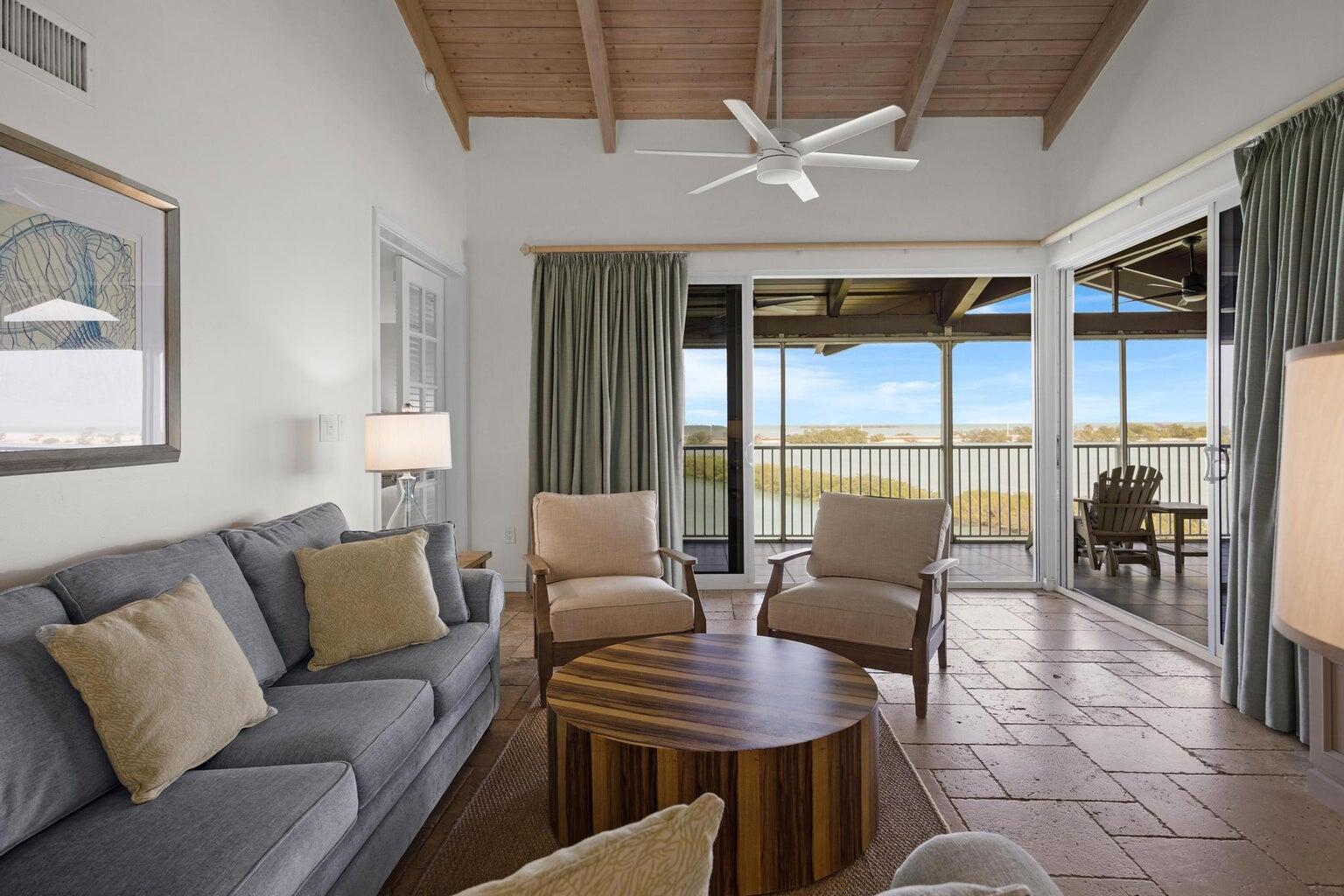MARINA VILLAS AT HAWKS CAY - Residential