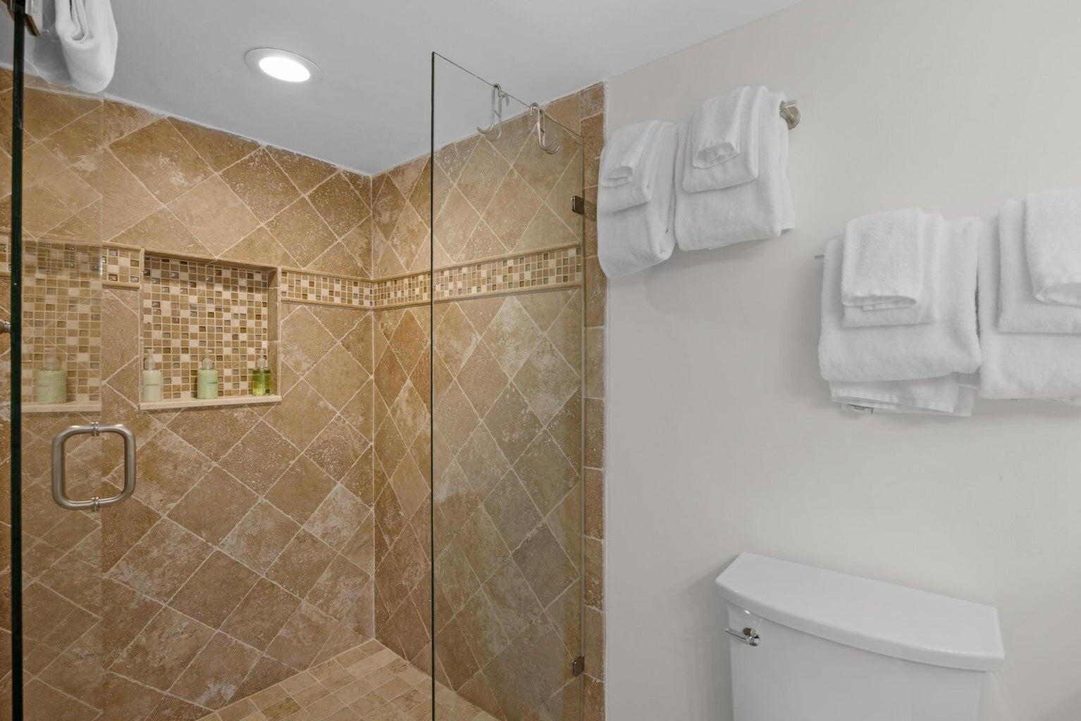 MARINA VILLAS AT HAWKS CAY - Residential