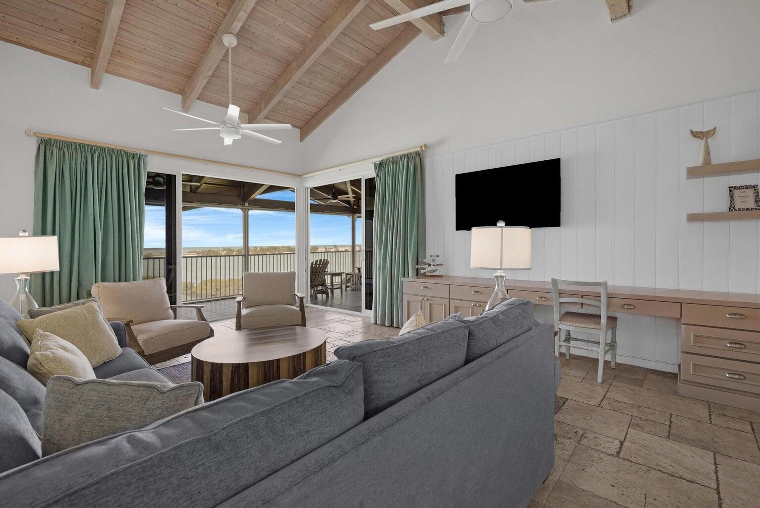 MARINA VILLAS AT HAWKS CAY - Residential