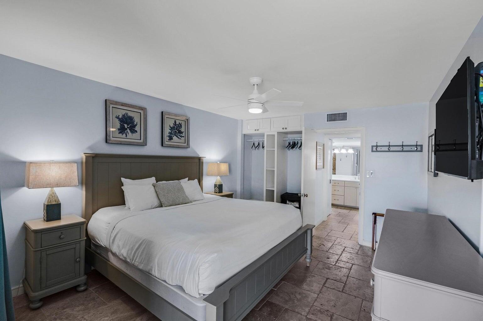 MARINA VILLAS AT HAWKS CAY - Residential