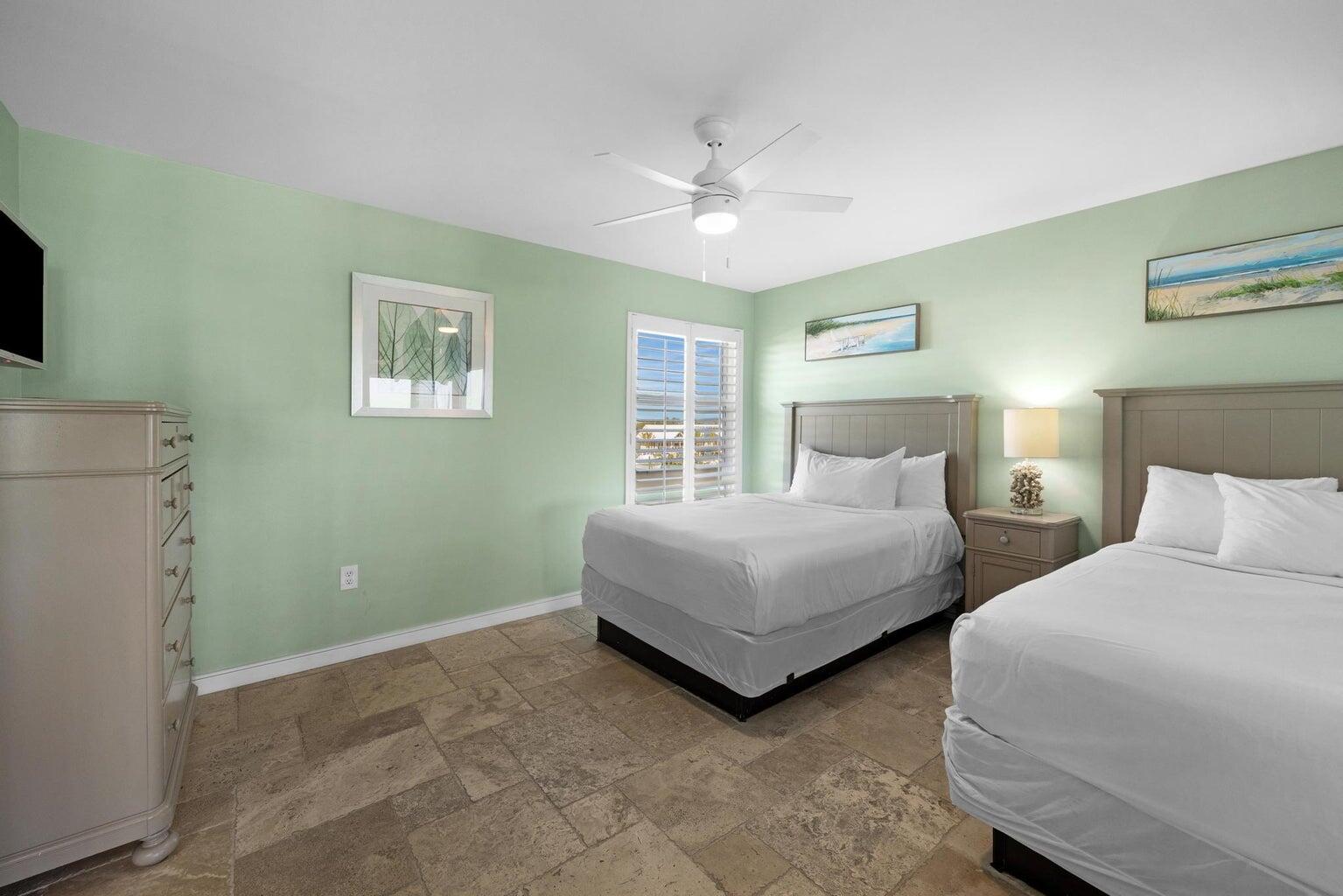 MARINA VILLAS AT HAWKS CAY - Residential