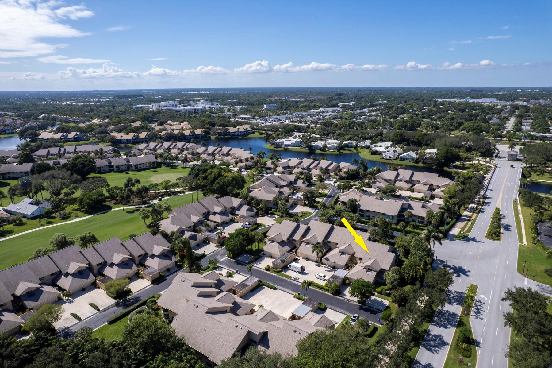 WATERBEND AT JONATHANS LA - Residential