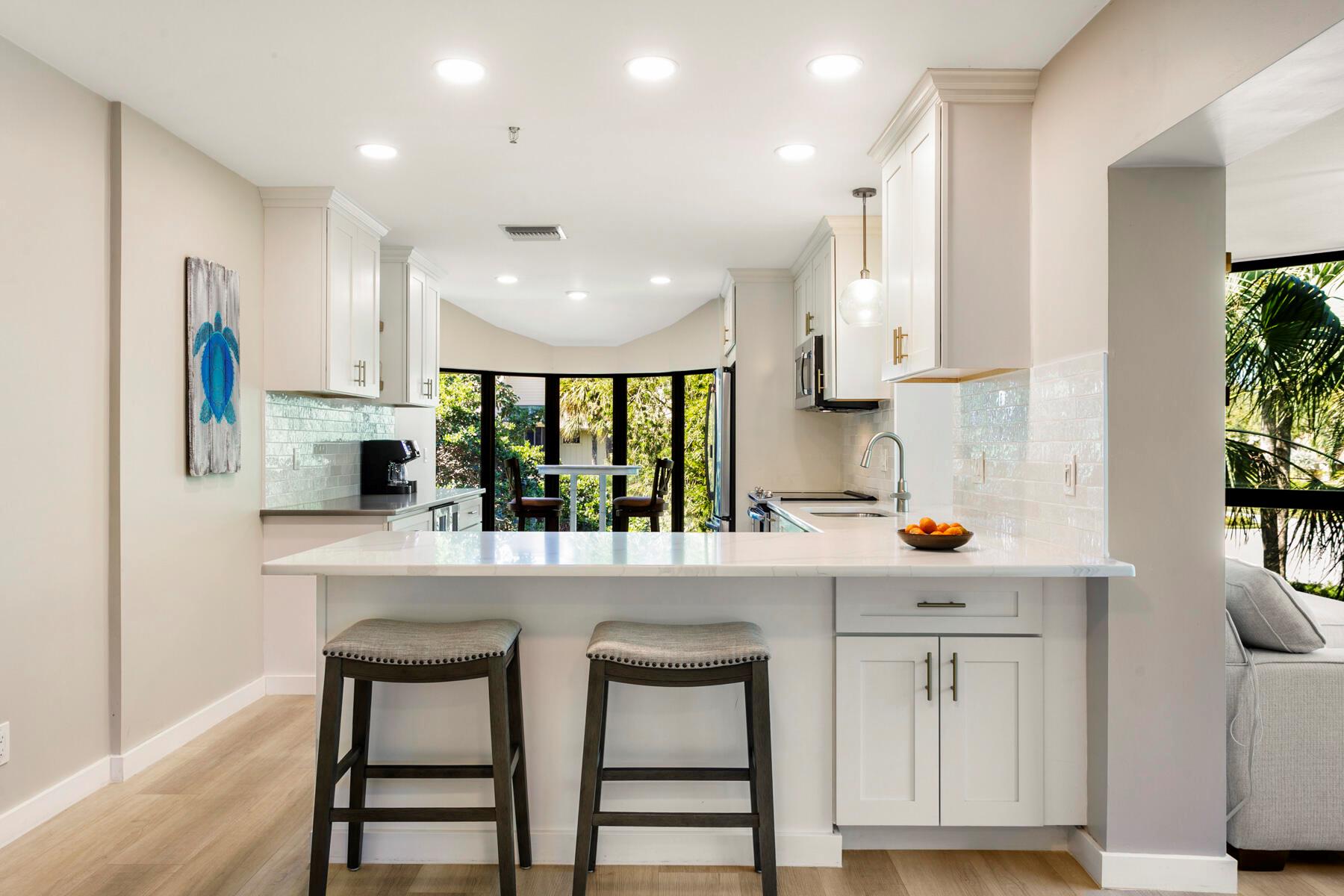 WATERBEND AT JONATHANS LA - Residential