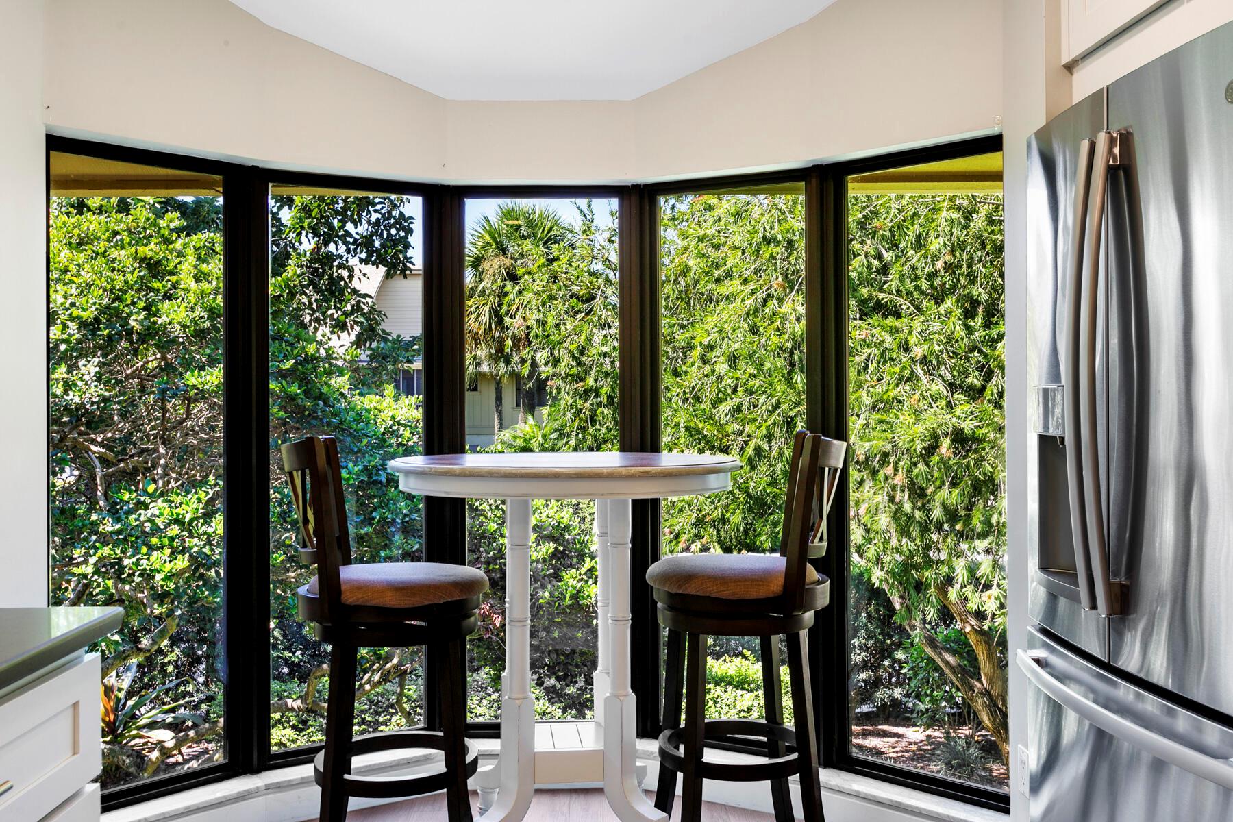 WATERBEND AT JONATHANS LA - Residential