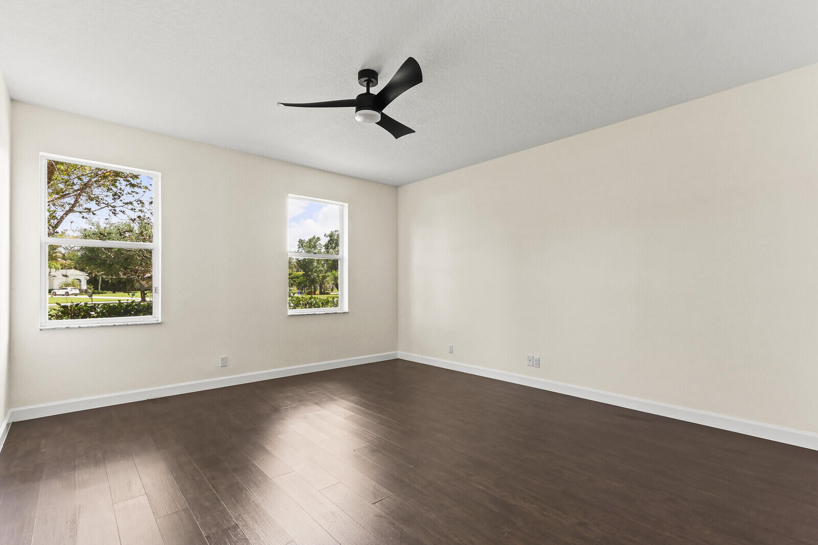 STONEWAL ESTATES - Residential