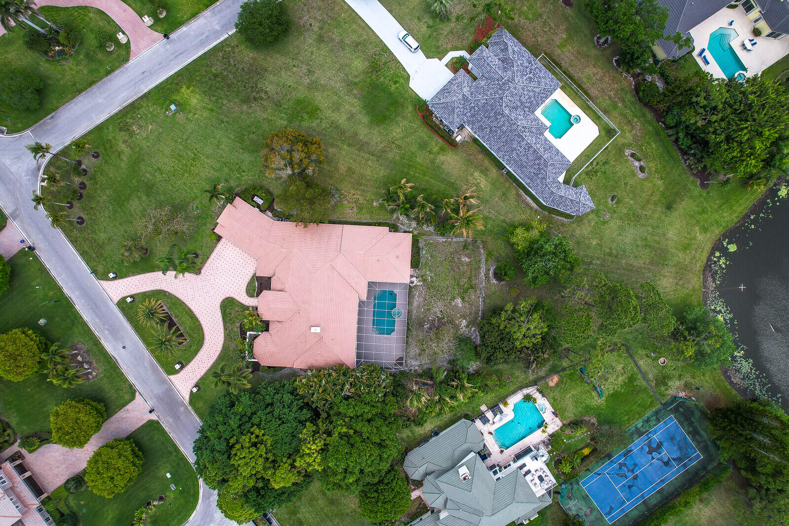 STONEWAL ESTATES - Residential