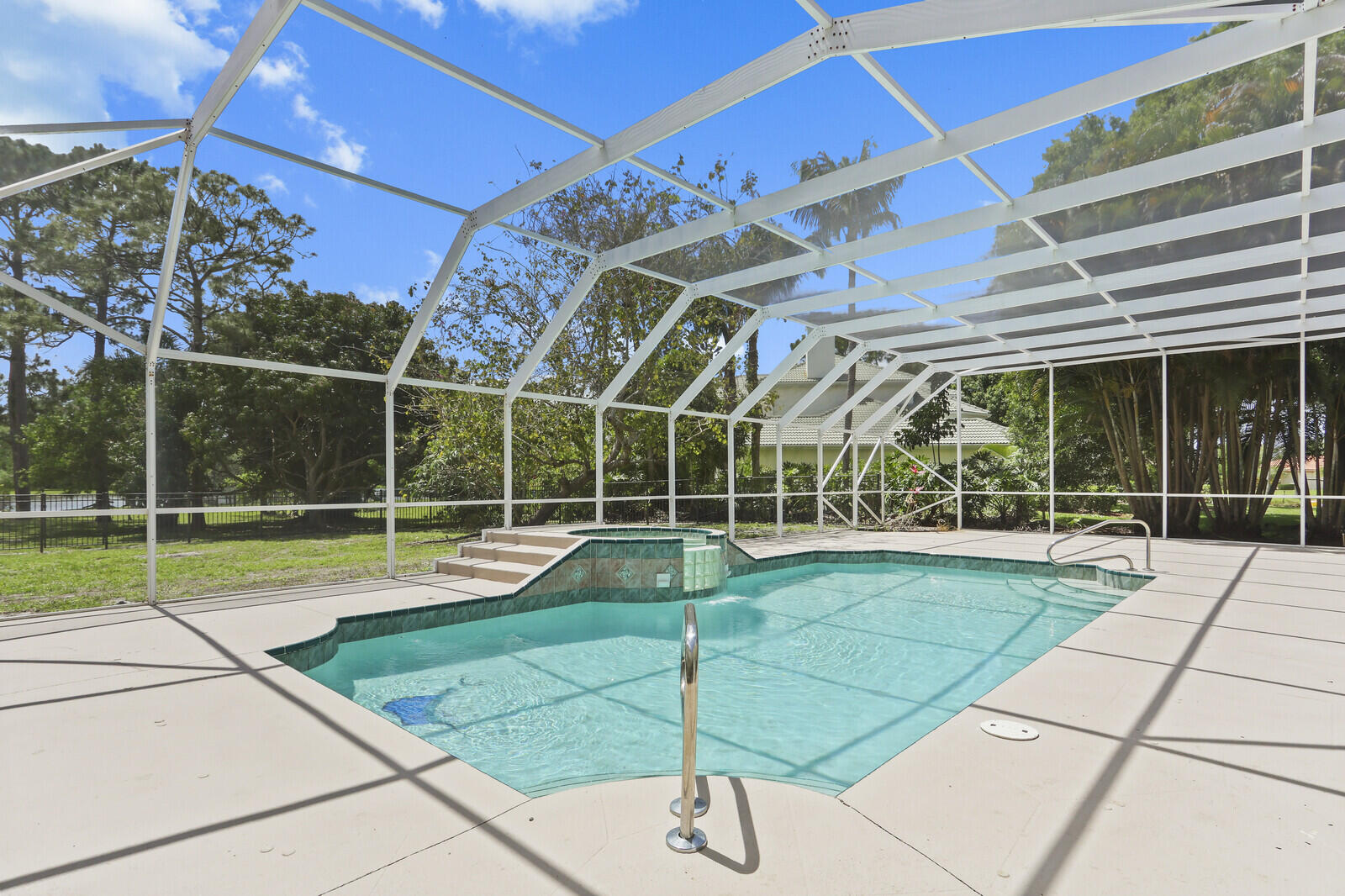 STONEWAL ESTATES - Residential