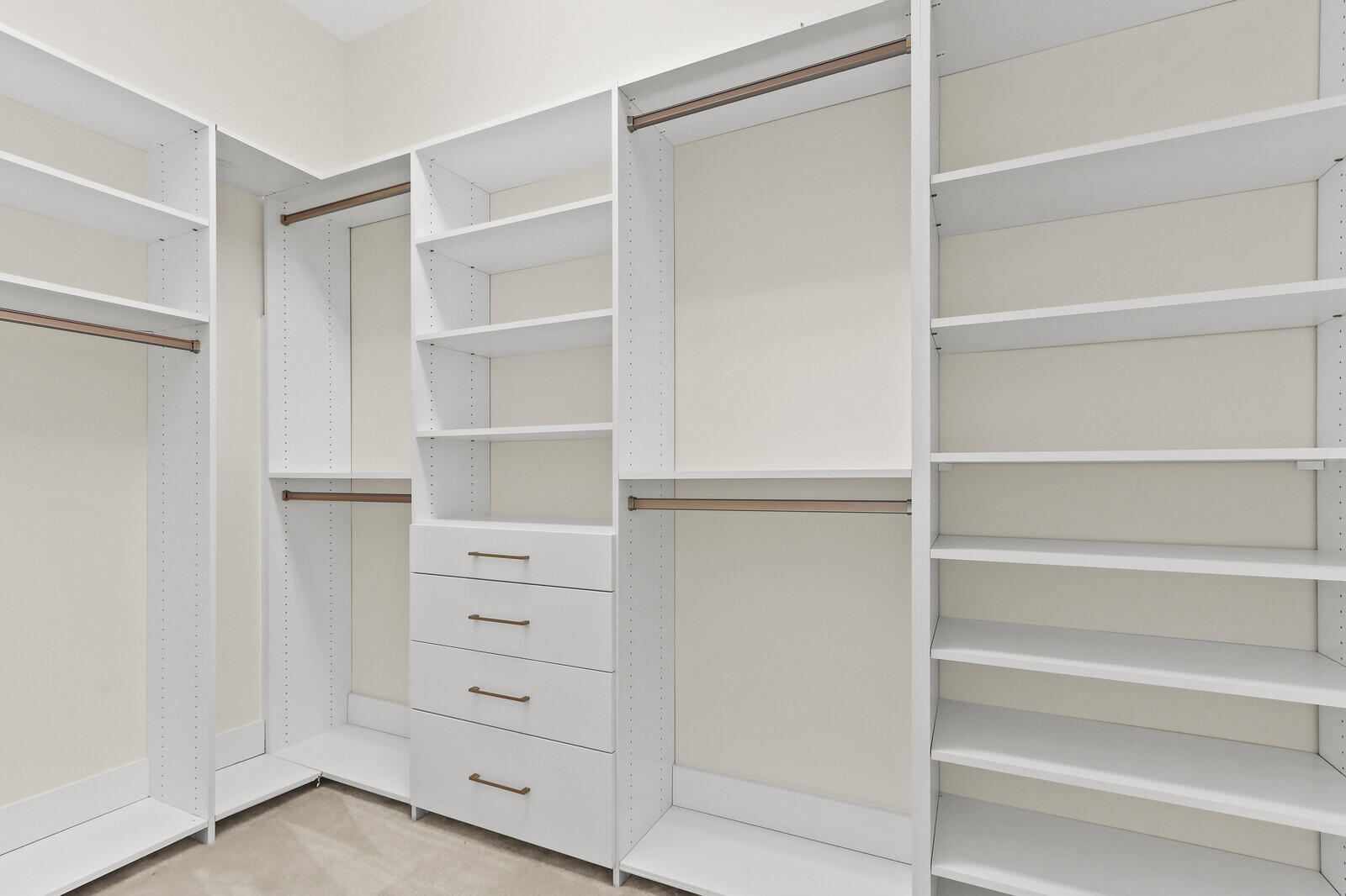 STONEWAL ESTATES - Residential