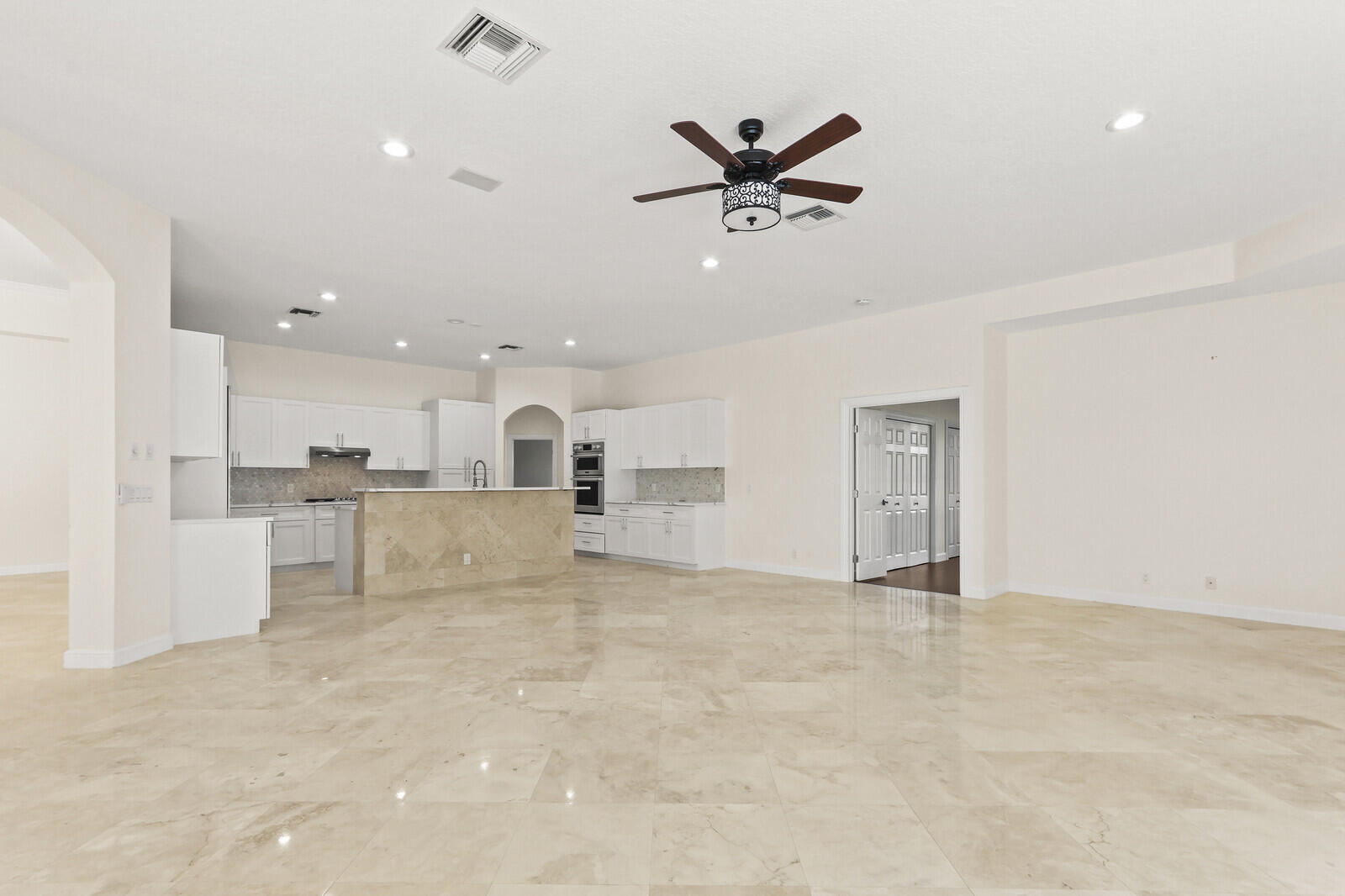 STONEWAL ESTATES - Residential