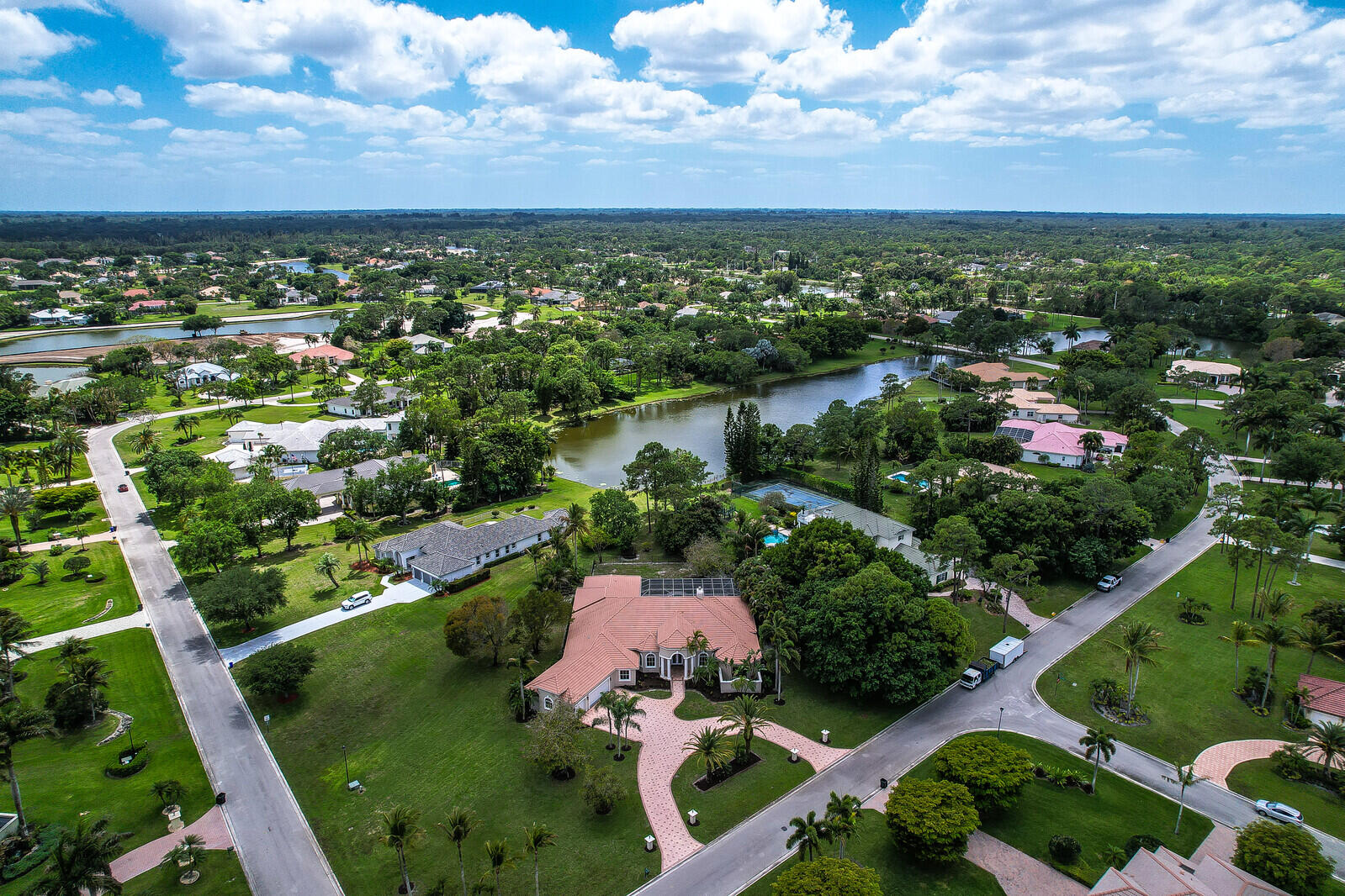 STONEWAL ESTATES - Residential