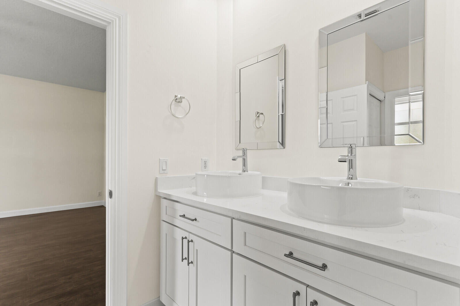 STONEWAL ESTATES - Residential