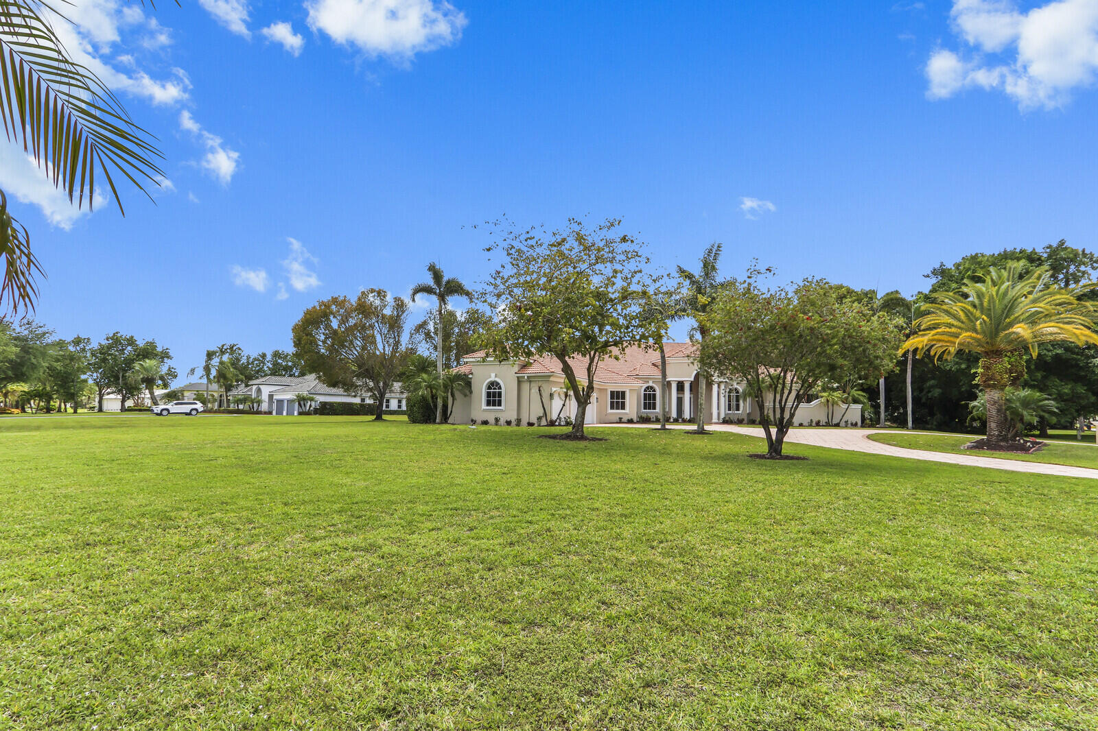 STONEWAL ESTATES - Residential