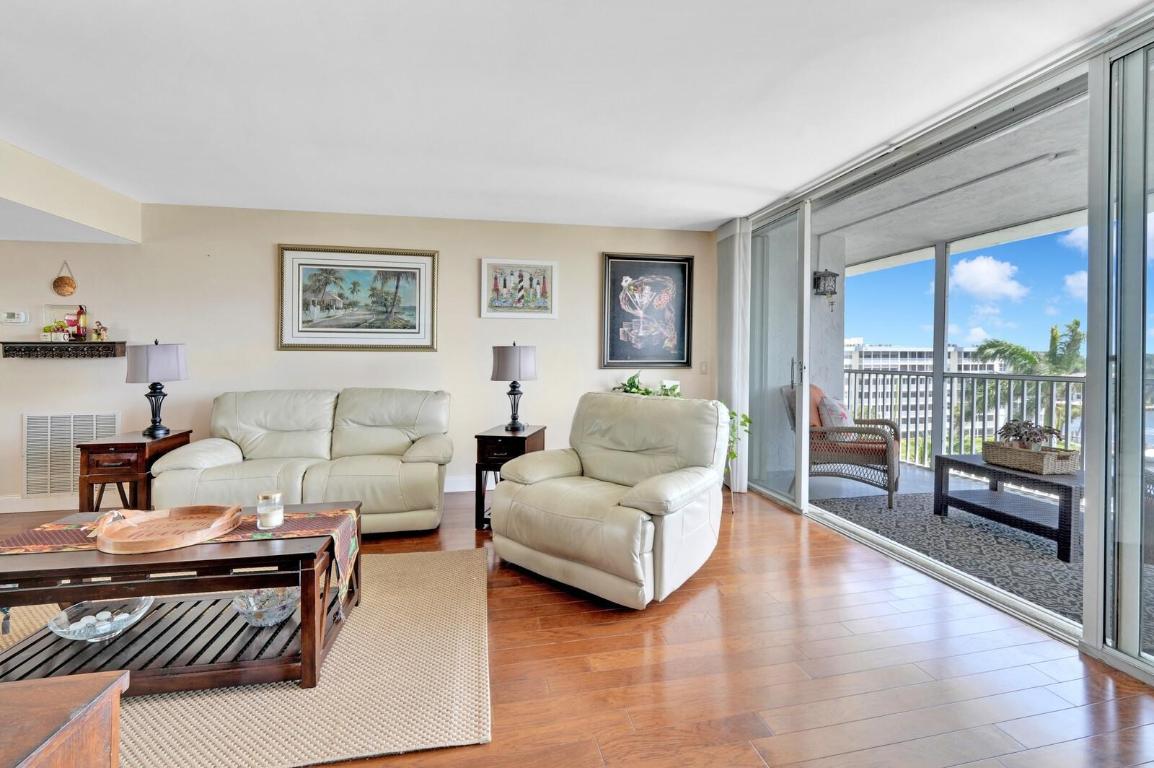 1 Harbourside Drive 1703